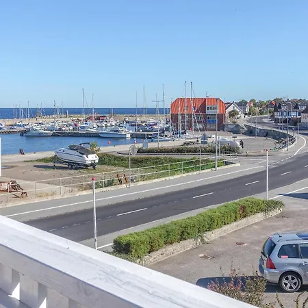 Dom wakacyjny In With Kitchen Allinge-Sandvig