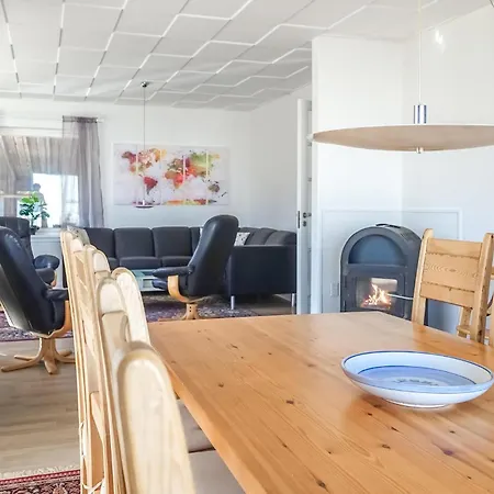 In With Kitchen *
