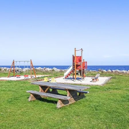 Dom wakacyjny In With Kitchen